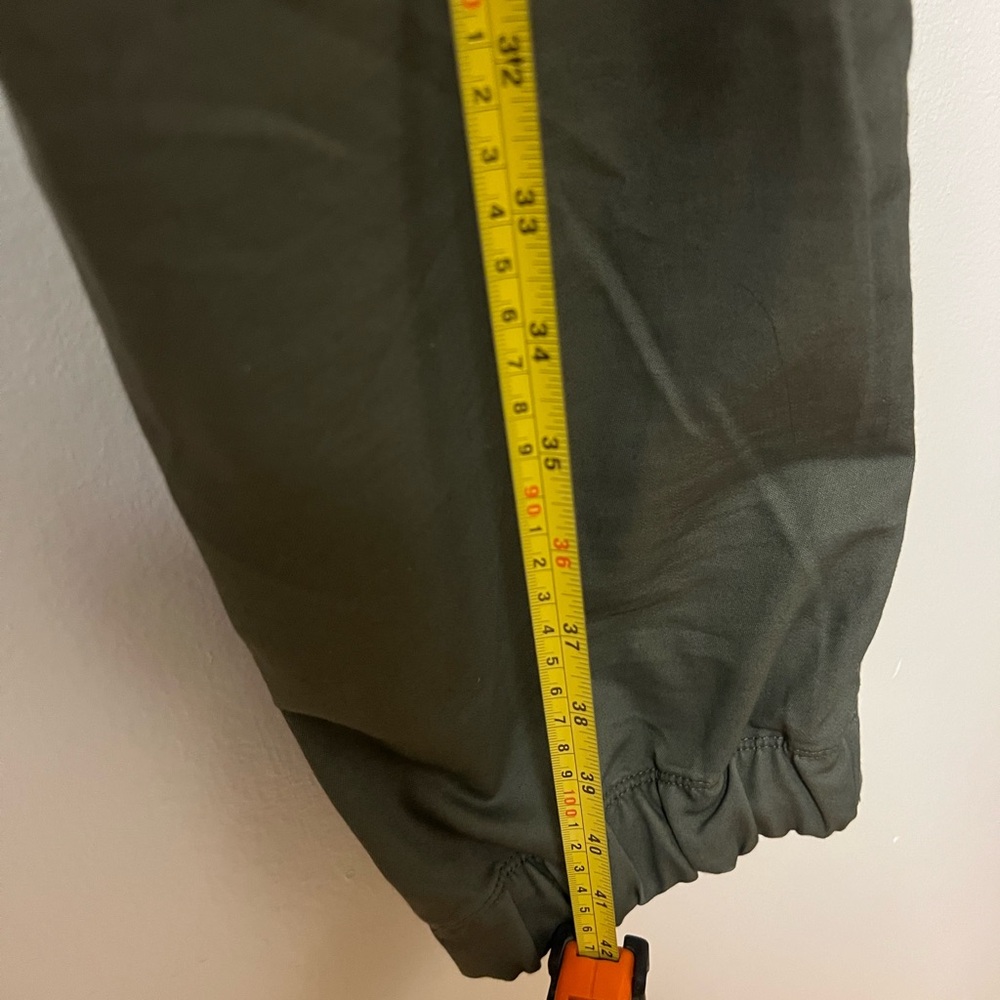 Patagonia Mens XL Twill Traveler Pants Industrial Green 5 Pocket 56775 - Picture 4 of 8